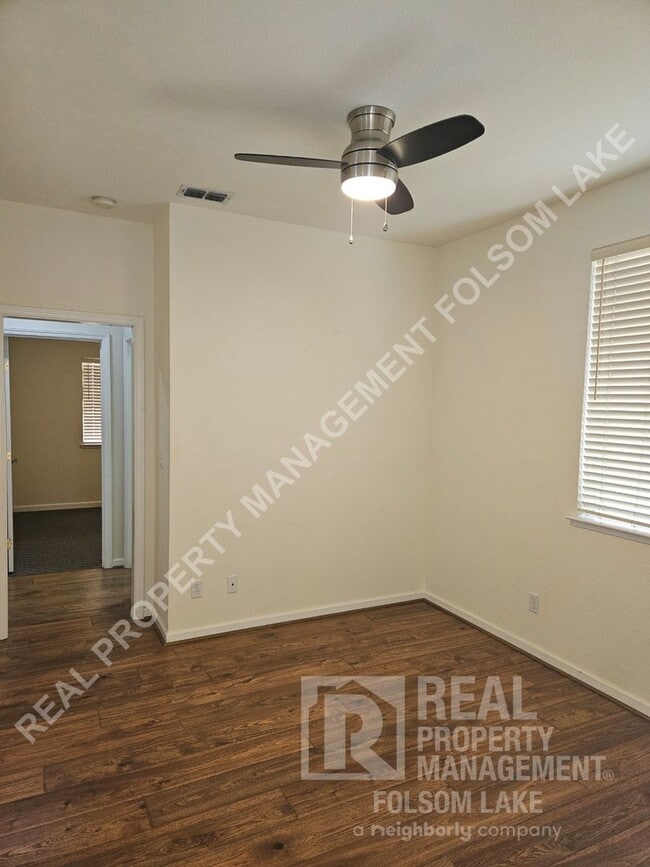 Photo - 3bd 2ba home with bonus in Folsom