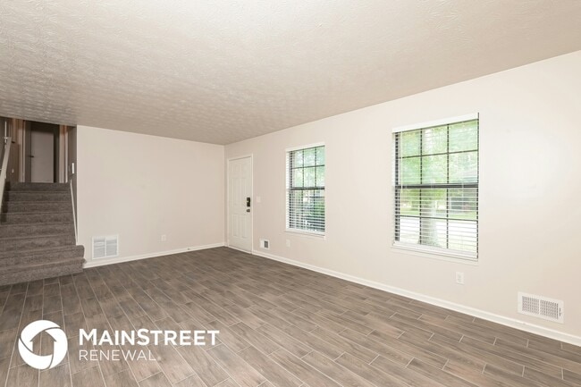 Photo - 174 Slicky Rock Ct