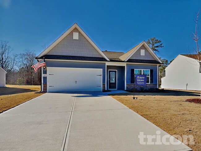 Photo - 107 Neuse Holw Ct