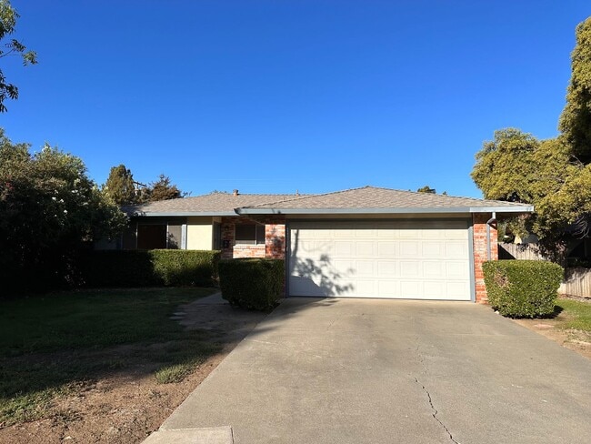 2701 Blackburn Dr