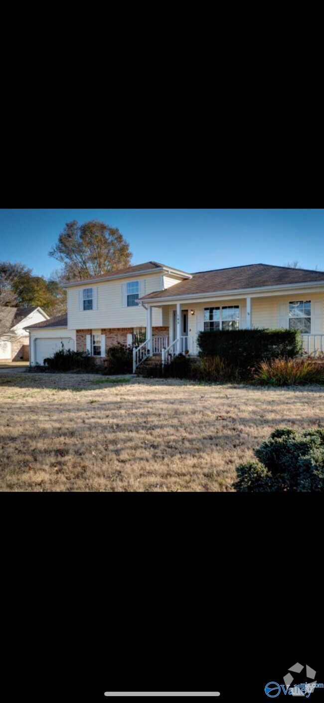 Building Photo - 183 Usher Rd Rental