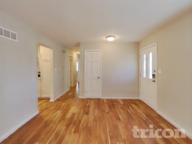 Photo - 1116 NE 10 St