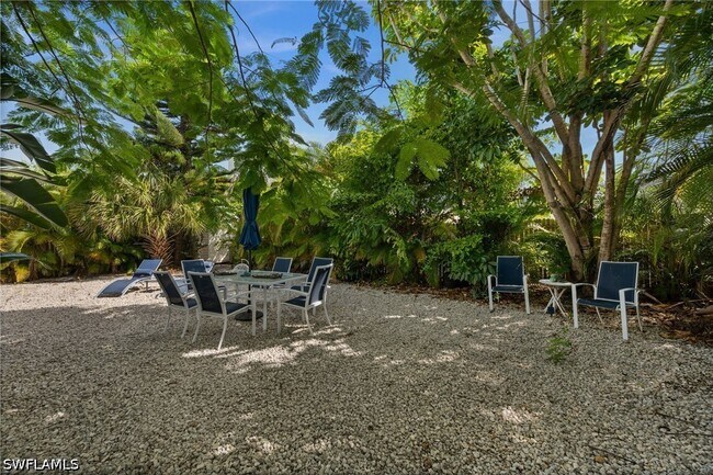 Photo - 105 W Hilo St