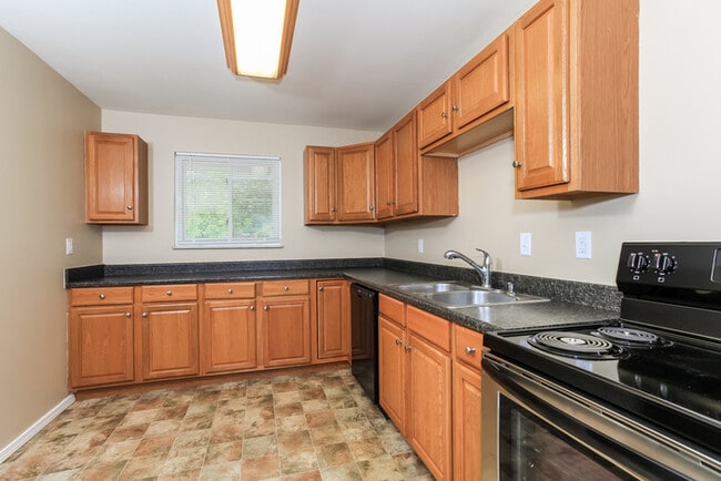 Photo - 11374 Geneva Rd