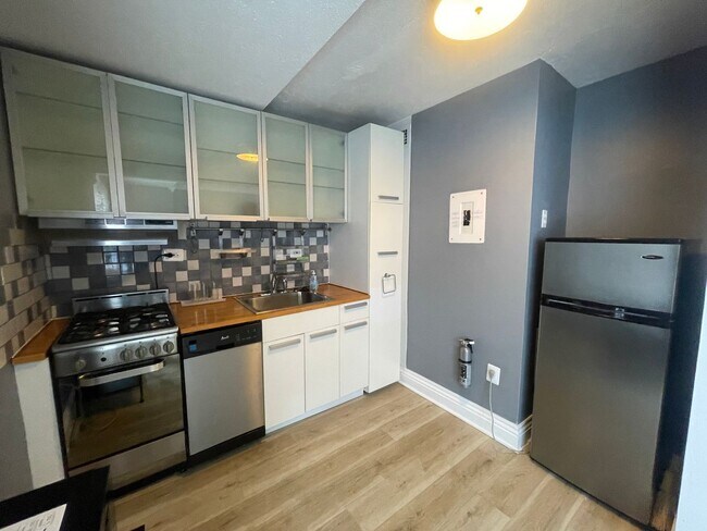 Photo - 1440 N. Street, NW