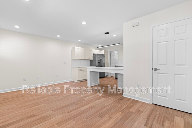 Photo - 1309 Hudson Ave Unit A5