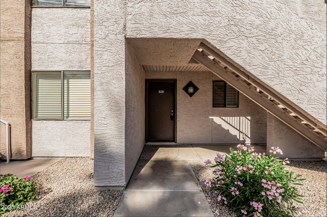 Photo - 1065 W 1st St Townhome
