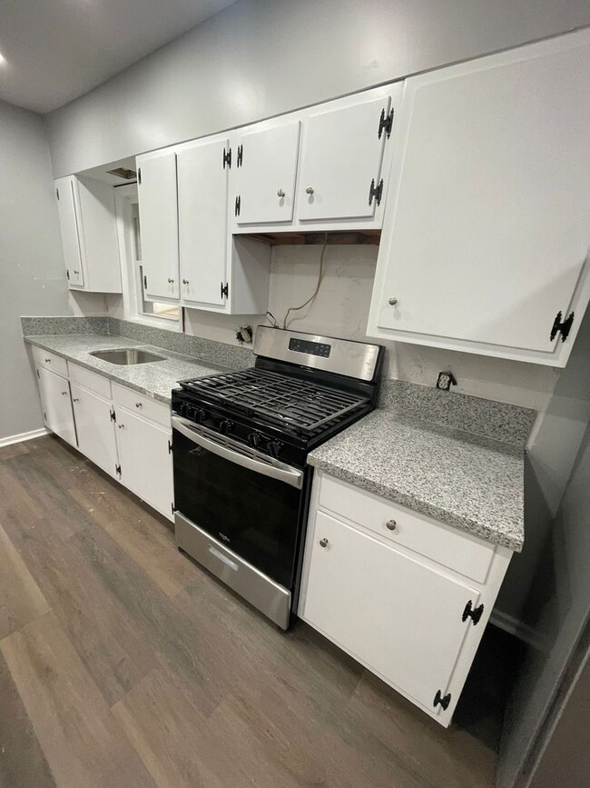 Photo - Two bedroom apartment one bathroom