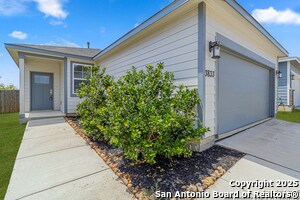 Photo - 3833 Ivy Path