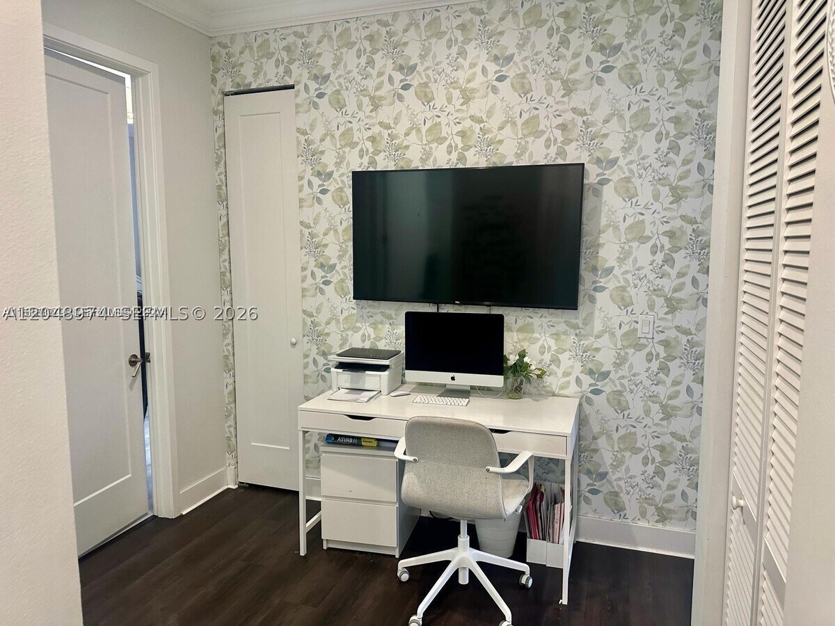 Photo - 20977 NW 1st Dr