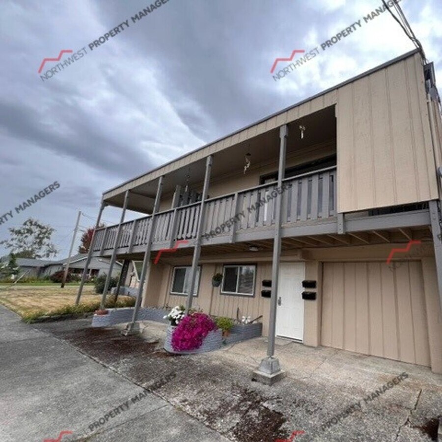 Photo - 1044 SW McFadden Ave Unit 1044-2