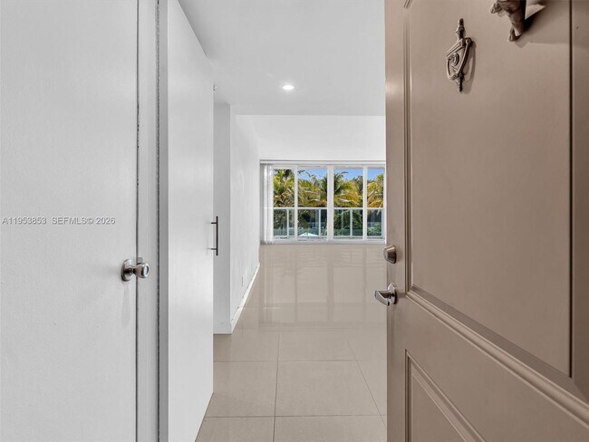 Photo - 100 Bayview Dr Unit 223