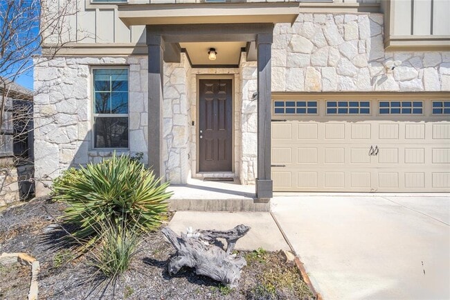Photo - 547 Saturnia Dr