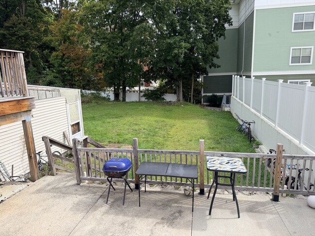 Photo - 11 High St Unit 1