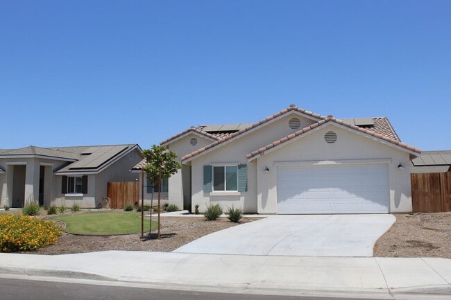 Photo - Beautiful Solar and All Electric Home for ...