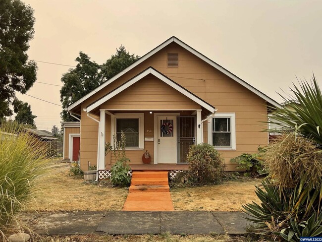 Photo - 450 W Sherman St