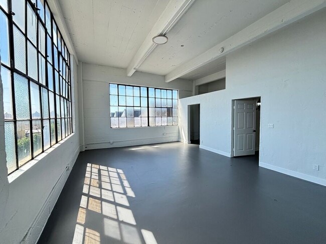 Photo - 1341 58th Ave Unit 18