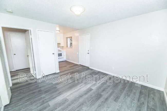 Photo - 1928 Ethan Way Unit 9