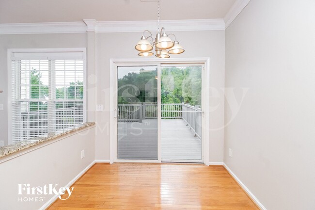 Photo - 3312 Cornelia Ct