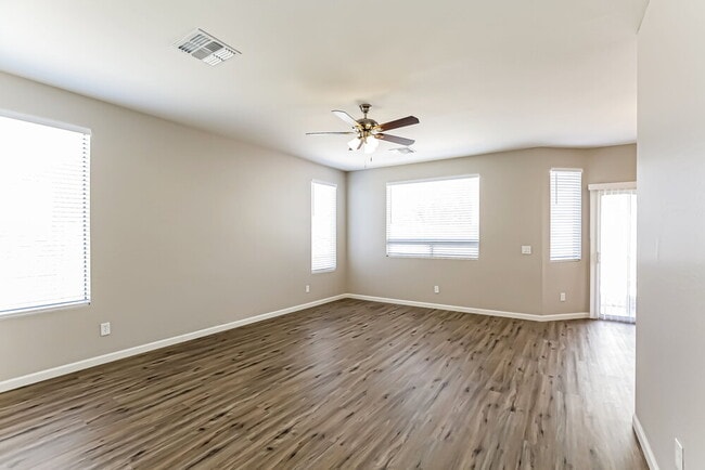 Photo - 9032 W Preston Ln