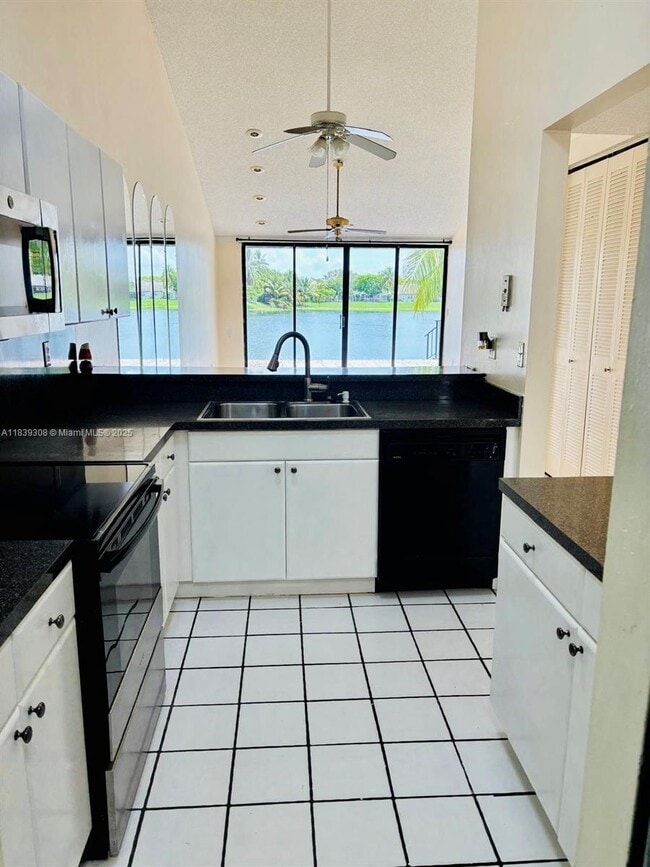 Building Photo - 12457 SW 147th Terrace Unit 12457 Rental