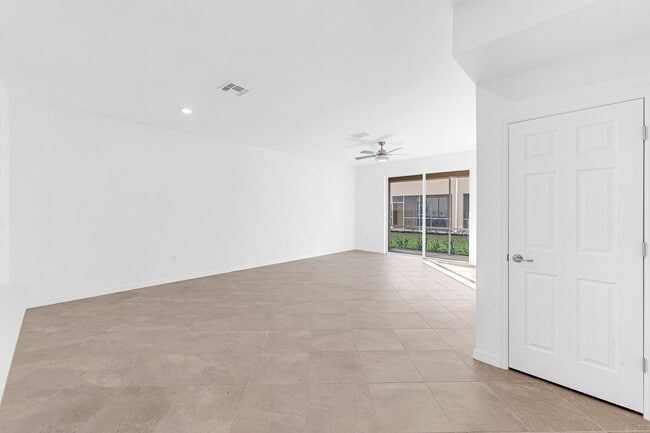 Photo - 2827 BLOSSOM WAY- 3 BEDROOM TOWNHOUSE IN ORANGE BLOSSOM