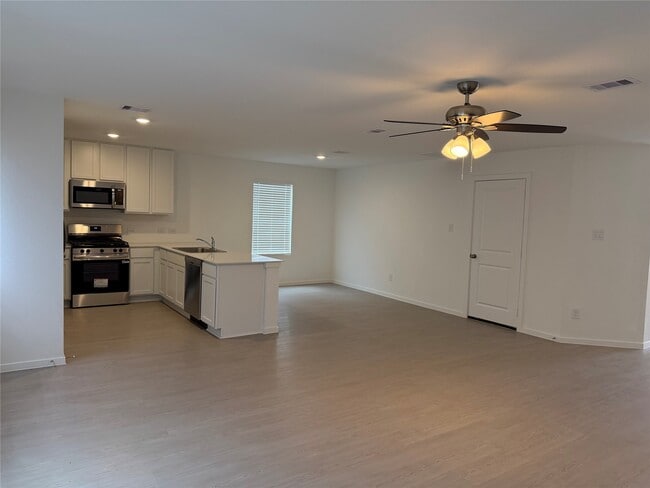 Photo - 16718 Spotted Oak Dr