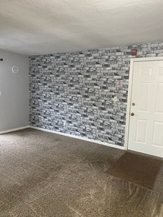 Photo - 200 Manville Hill Rd Unidad 107