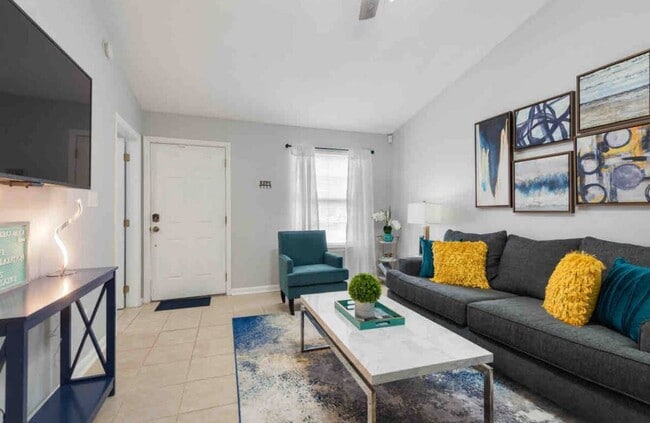 Photo - Renovated 2 bedroom Unit