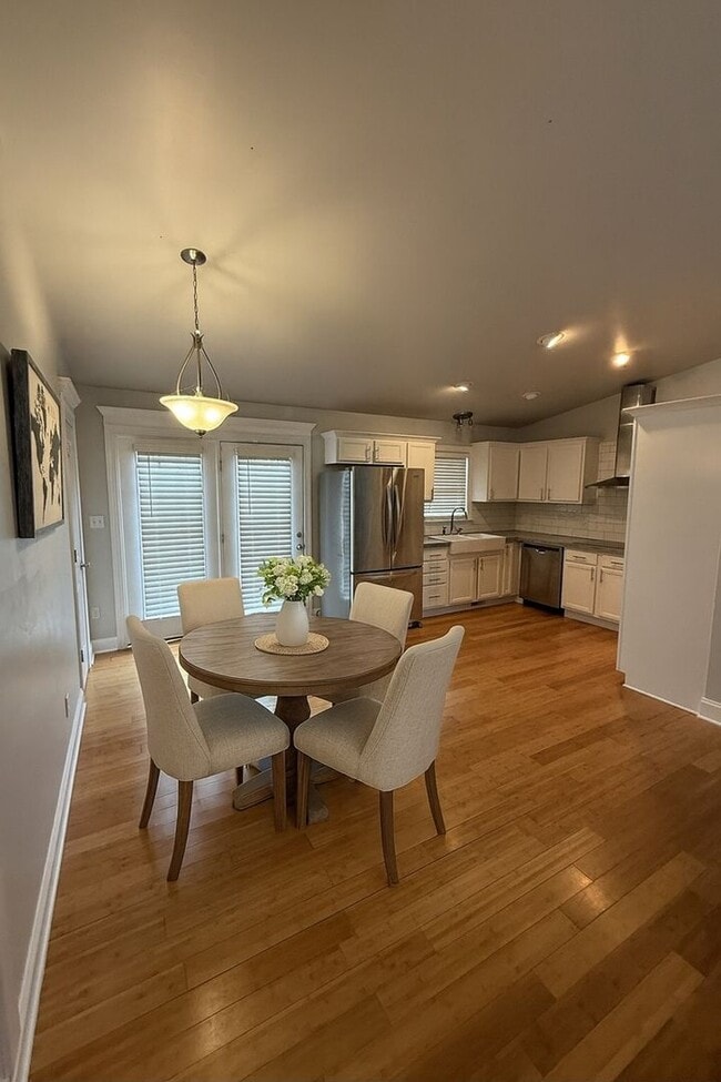 Photo - 543 Becks Church Rd