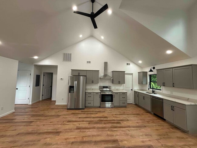 Photo - 2855 Old Rome Rd