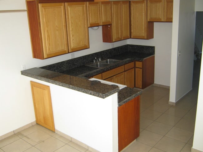 Knott Victoria Apartments, L.L.C.