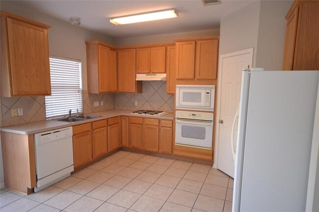 Photo - 1501 Encino Dr