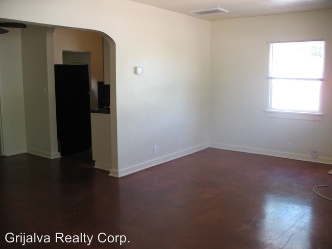 Photo - 4 br, 2 bath House - 1229 N 4th Ave