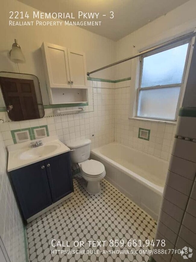 Building Photo - 2214 Memorial Pkwy Unit 3 Rental