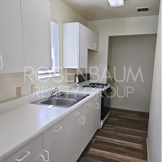 Photo - Charming 1-bedroom, 1-bath duplex apartmen...