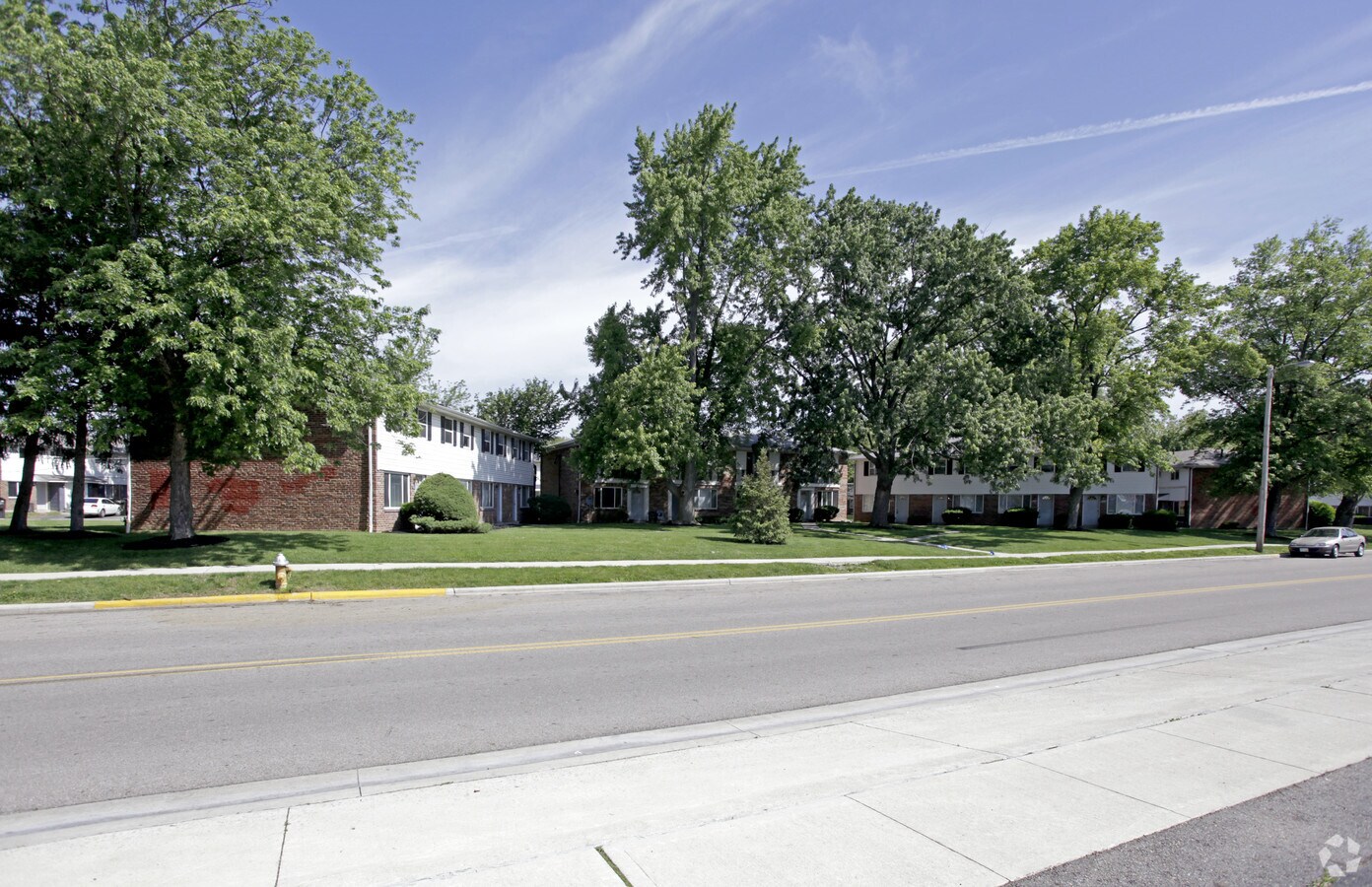 Photo - 4960-4982 Medfield Way