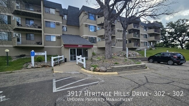 Building Photo - 3917 Heritage Hills Dr Rental