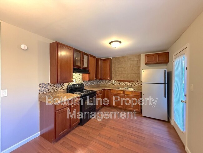 Photo - 2719 Thornton Rd