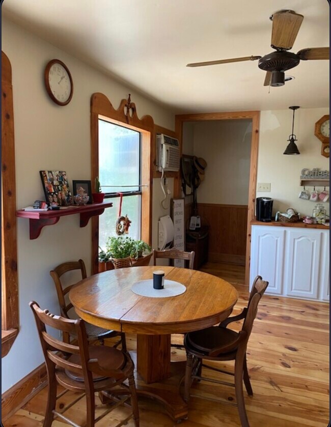 650 Bluff Ridge Ct