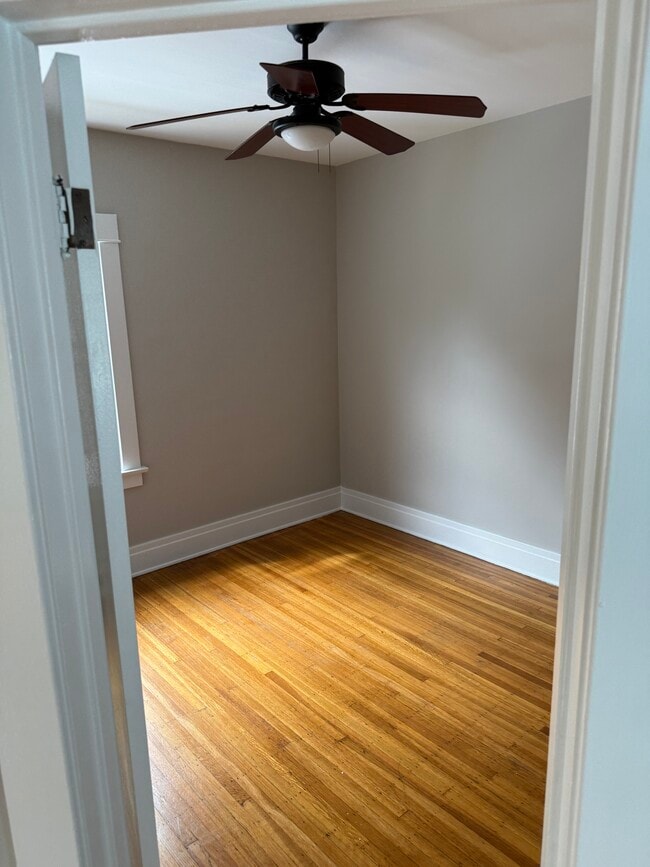 Photo - 154 Lincoln Blvd Unidad Upper 3 Befroom