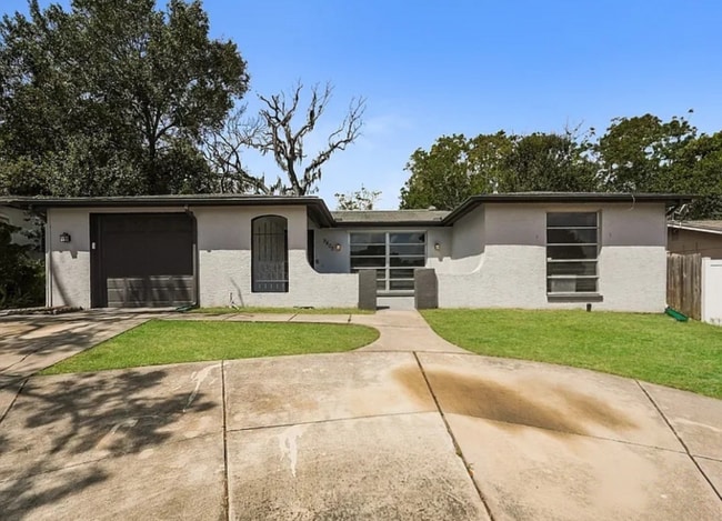 Building Photo - 9405 Gray Fox Ln Rental