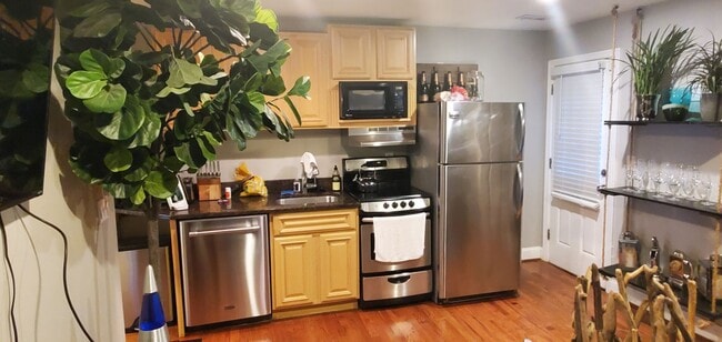 Photo - 1153 Neal St NE Unit 2