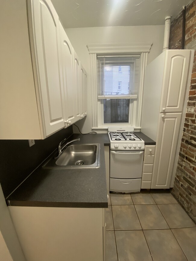 Building Photo - 131 Park Dr Rental