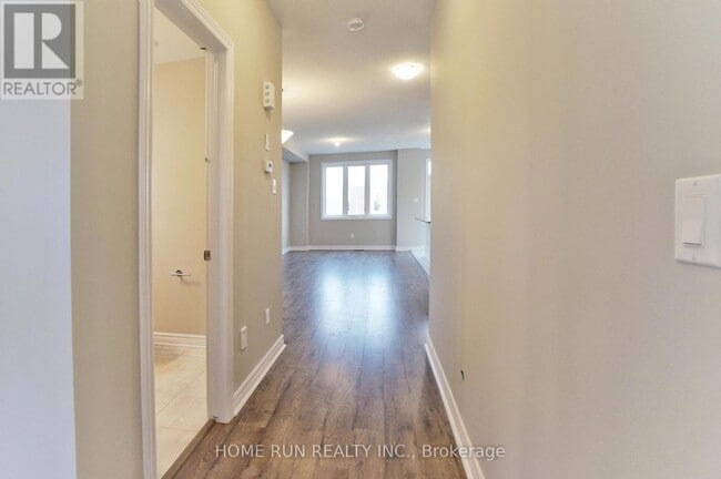 Photo - 2472 Waterlilly Way