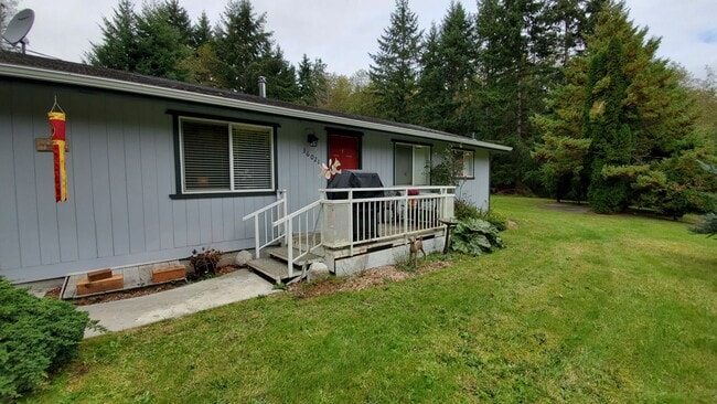 Country Style Home In Hansville - Country Style Home In Hansville