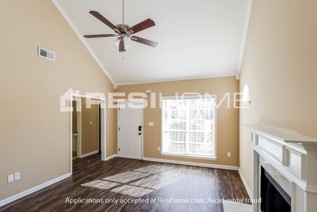 Photo - 7932 Wynwood Ln