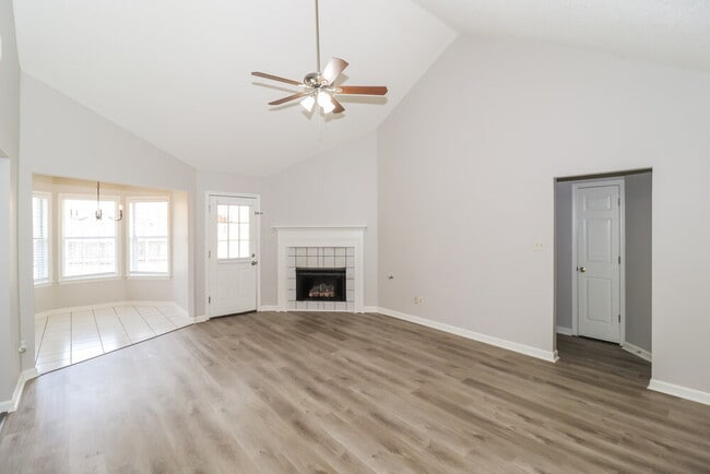 Photo - 6888 Skylar Mill Ave