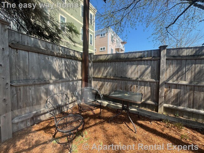 Photo - 516 R Somerville Ave