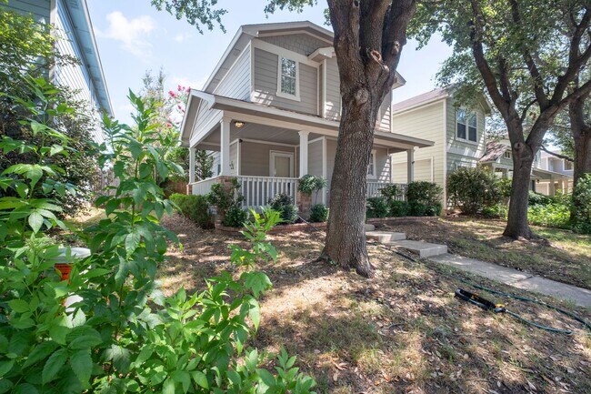 Photo - 2208 Melissa Oaks Ln